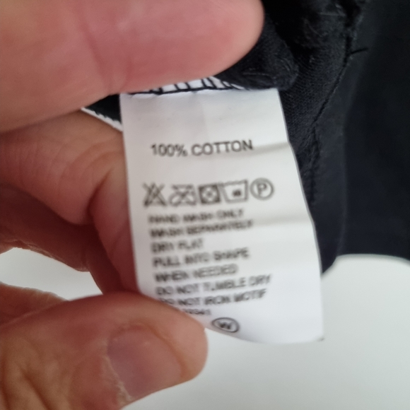 Spiral Direct gothic kiss this ladies xl t shirt Bnwt 17" ptp - Picture 3 of 8